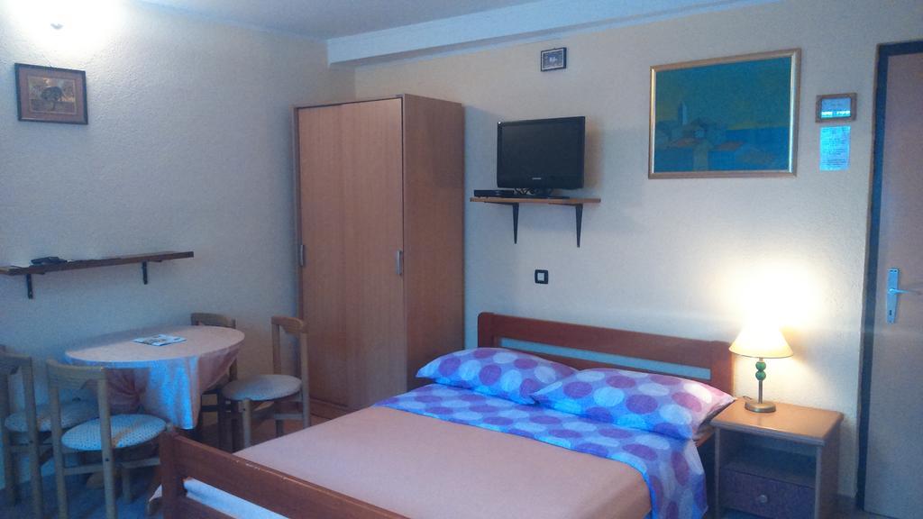 Apartments Rale Umag Pokoj fotografie