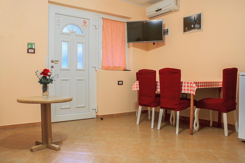 Apartments Rale Umag Pokoj fotografie